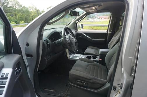 2012 Nissan Pathfinder SV