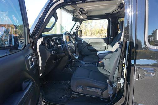 2022 Jeep Gladiator Altitude 4x4