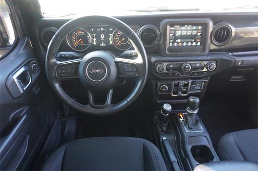 2022 Jeep Gladiator Altitude 4x4