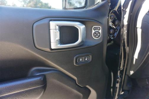2022 Jeep Gladiator Altitude 4x4