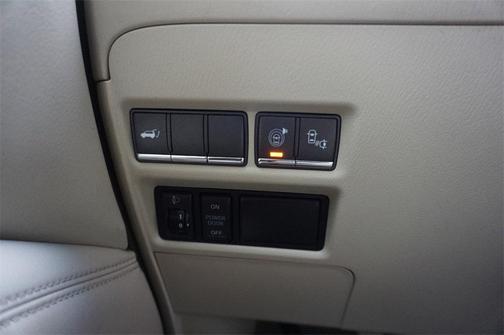 2015 INFINITI QX80 Base