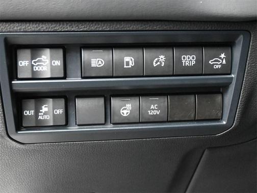 2025 Toyota Tundra Hybrid Platinum