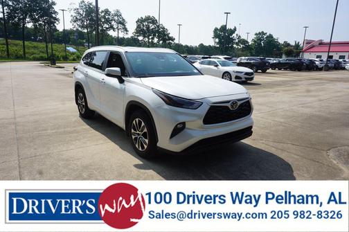 Wind Chill Pearl 2024 Toyota Highlander XLE