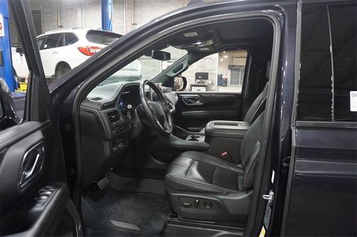 2022 Chevrolet Tahoe 2WD RST