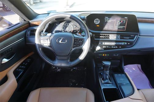 2022 Lexus ES 350 Base
