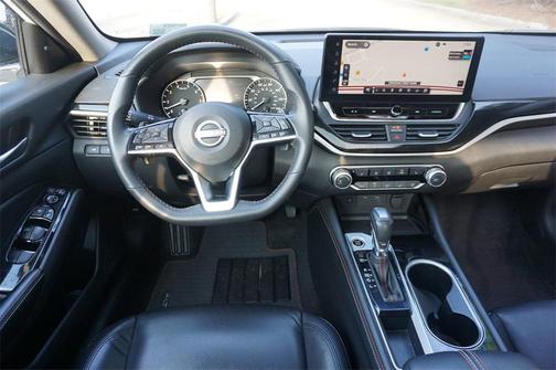 2024 Nissan Altima SR FWD