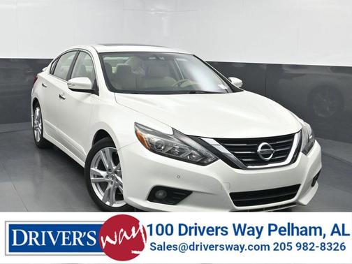 Pearl White 2017 Nissan Altima 3.5 SL