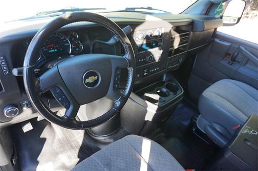 2020 Chevrolet Express 2500 RWD 2500 Regular Wheelbase WT