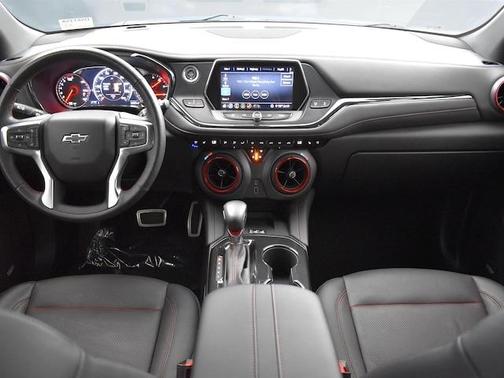 Photo 5 of 44 of 2020 Chevrolet Blazer RS