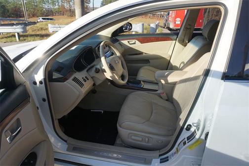 2011 Toyota Avalon Base