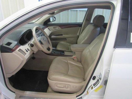 2011 Toyota Avalon Base