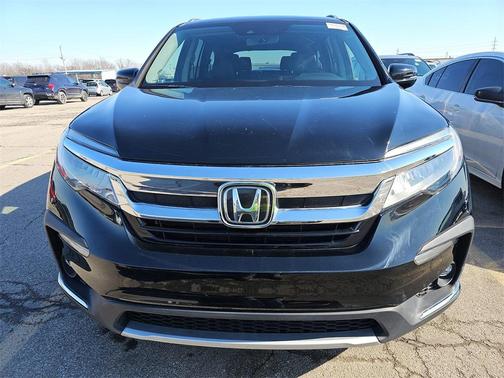 2021 Honda Pilot Touring 8-Passenger
