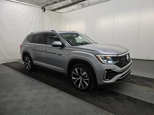 2025 Volkswagen Atlas 2.0T SEL Premium R-Line 4MOTION