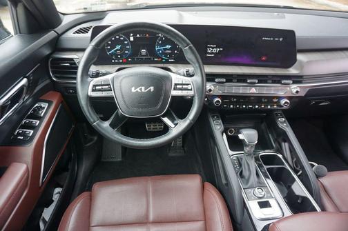 Ebony Black 2024 Kia Telluride SX
