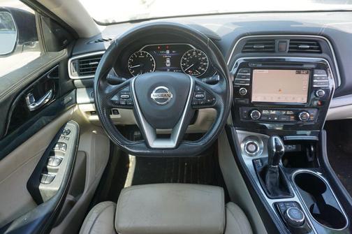 Pearl White 2022 Nissan Maxima 3.5 Platinum