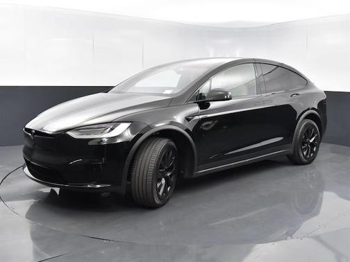 Photo 2 of 40 of 2022 Tesla Model X Plaid