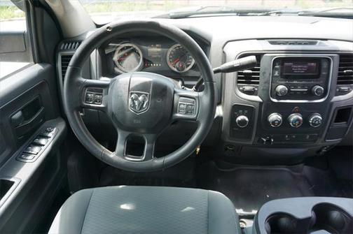 2018 RAM 2500 Tradesman Crew Cab 4x4 6'4' Box