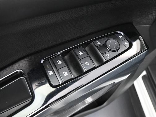 2024 Nissan Pathfinder SL 4WD