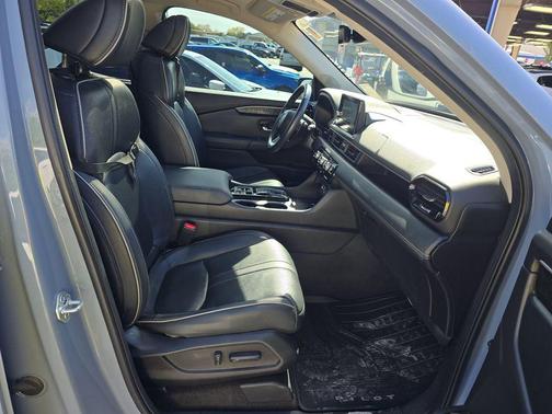 Sonic Gray Pearl 2023 Honda Pilot AWD Elite