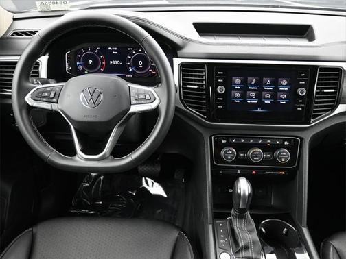 2023 Volkswagen Atlas 3.6L SE w/Technology