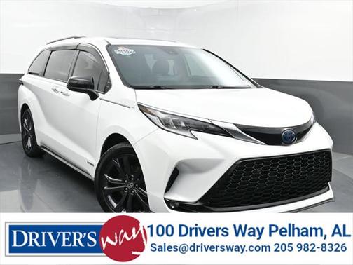 2021 Toyota Sienna XSE 7 Passenger