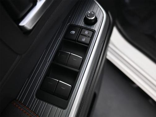 2021 Toyota Sienna XSE 7 Passenger