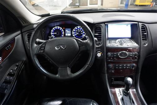 2017 INFINITI QX50 Base