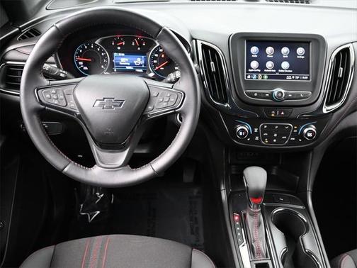 2022 Chevrolet Equinox FWD RS