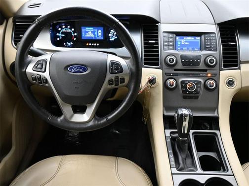 2018 Ford Taurus SEL