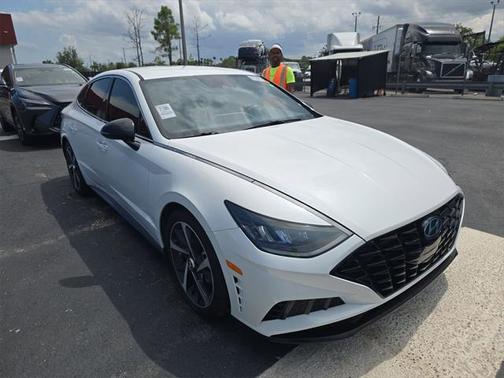 2021 Hyundai SONATA SEL Plus