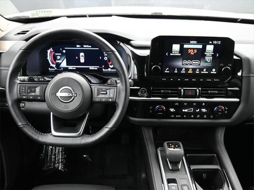 2024 Nissan Pathfinder Platinum 4WD
