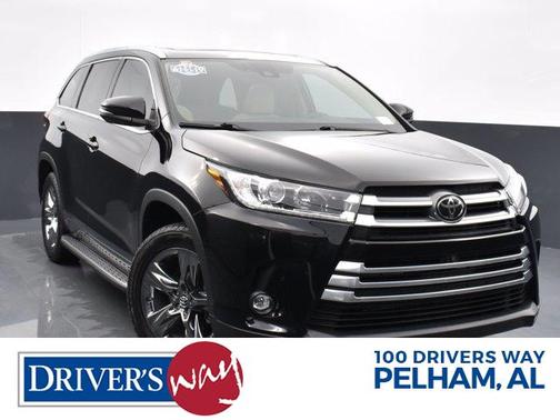 Midnight Black Metallic 2019 Toyota Highlander Limited