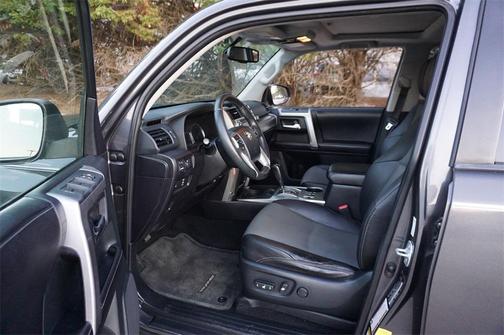 2016 Toyota 4Runner SR5 Premium