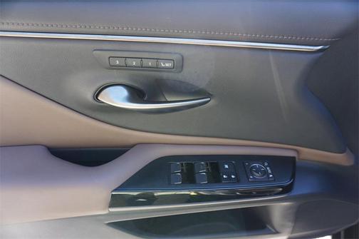2022 Lexus ES 350 Base
