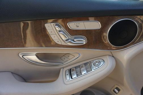 2018 Mercedes-Benz GLC 300 Base