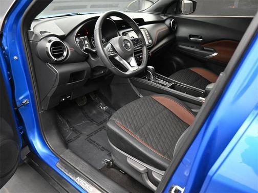 2021 Nissan Kicks SR