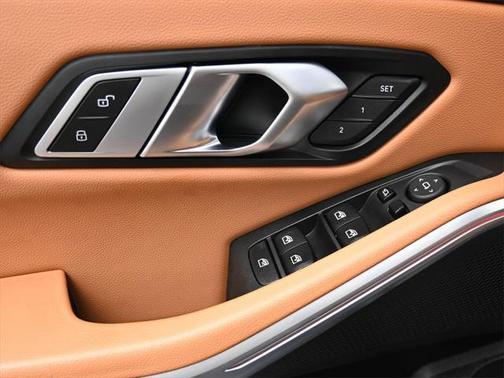 2023 BMW 330 330i