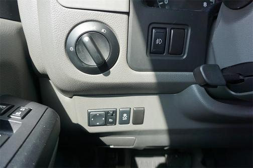 2019 Nissan NV Passenger NV3500 HD SL V8