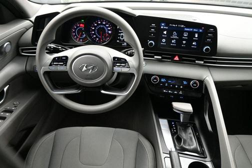 Gray 2022 Hyundai ELANTRA SEL