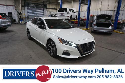 2022 Nissan Altima SR Intelligent AWD