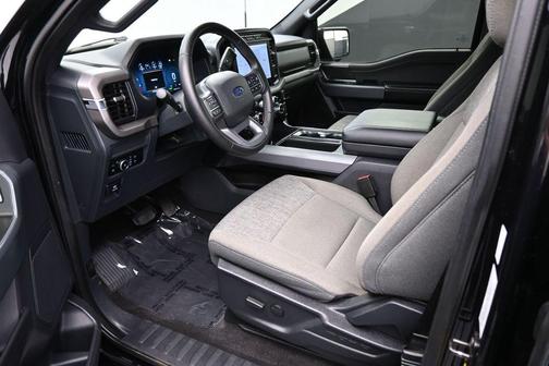 Black Metallic 2024 Ford F-150 XLT