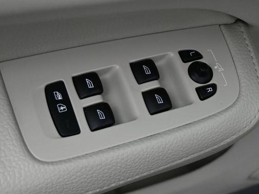 2021 Volvo S60 Recharge Plug-In Hybrid T8 Inscription