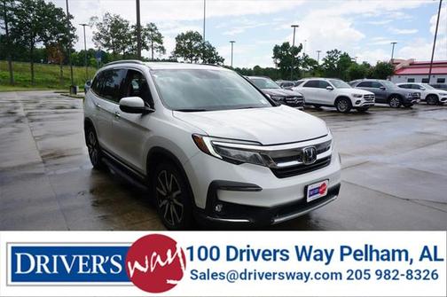 2022 Honda Pilot Touring 8-Passenger