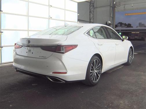2024 Lexus ES 350 Base