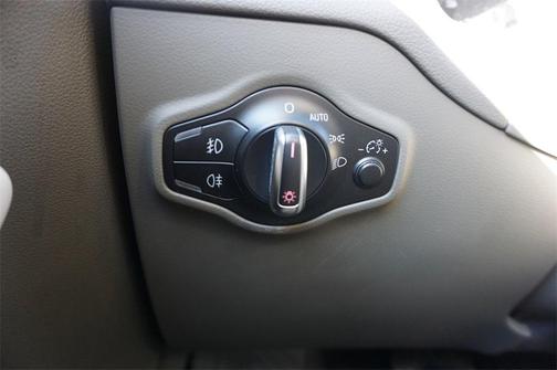 2011 Audi Q5 Premium Plus