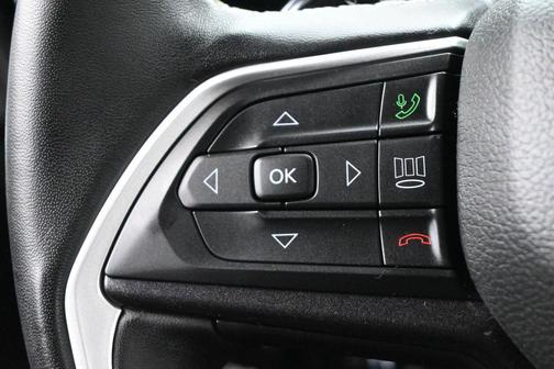 Bright White Clearcoat 2022 Jeep Grand Cherokee Altitude