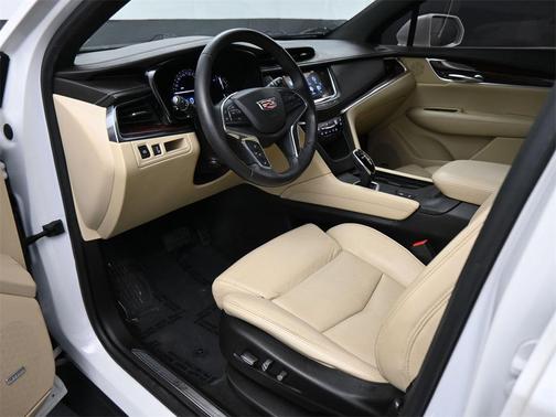 2017 Cadillac XT5 Premium Luxury