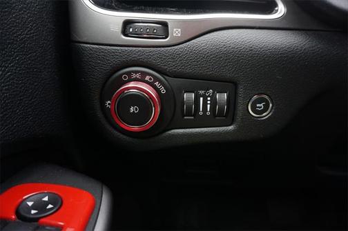 2019 Jeep Cherokee Overland
