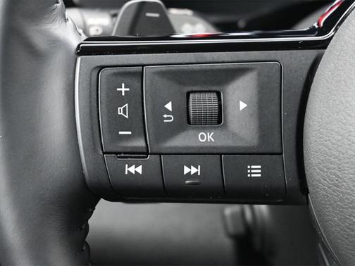 2023 Nissan Pathfinder Platinum 4WD