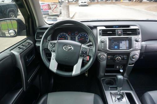 2017 Toyota 4Runner SR5 Premium